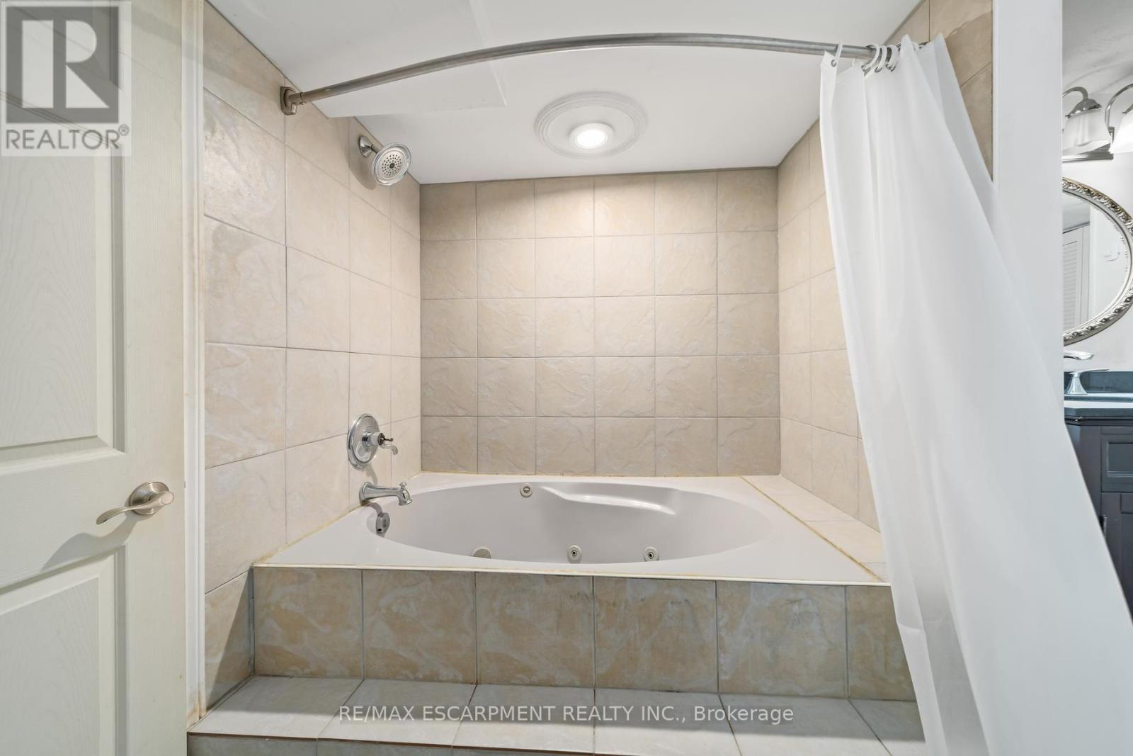 2760 CATHIAN COURT - Image 35