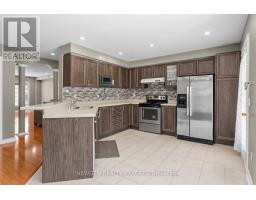 10 Checkerberry Crescent, Brampton, ON L6R2T2 Photo 11