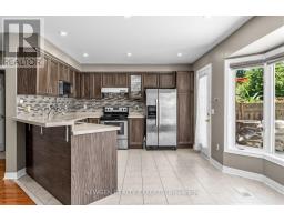 10 Checkerberry Crescent, Brampton, ON L6R2T2 Photo 9