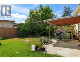 Dining room - 156-158 Adventure Road, Kelowna, BC V1X1N4 Photo 14