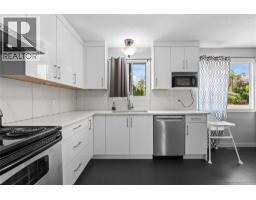 Bedroom - 156-158 Adventure Road, Kelowna, BC V1X1N4 Photo 19