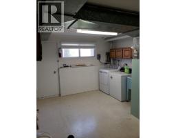 Primary Bedroom - 156-158 Adventure Road, Kelowna, BC V1X1N4 Photo 9