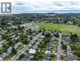 1673 North Dairy Rd, Saanich, BC V8P1C5 Photo 35