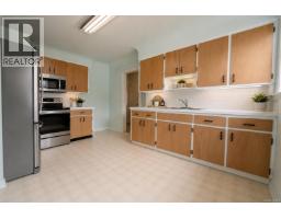Dining room - 1673 North Dairy Rd, Saanich, BC V8P1C5 Photo 6