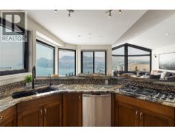 5pc Ensuite bath - 10 Bayview Heights, Coldstream, BC V1B2B9 Photo 17