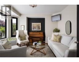 Bedroom - 10 Bayview Heights, Coldstream, BC V1B2B9 Photo 8