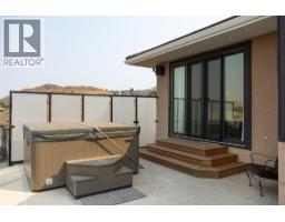 10 Bayview Heights, Coldstream, BC V1B2B9 Photo 28
