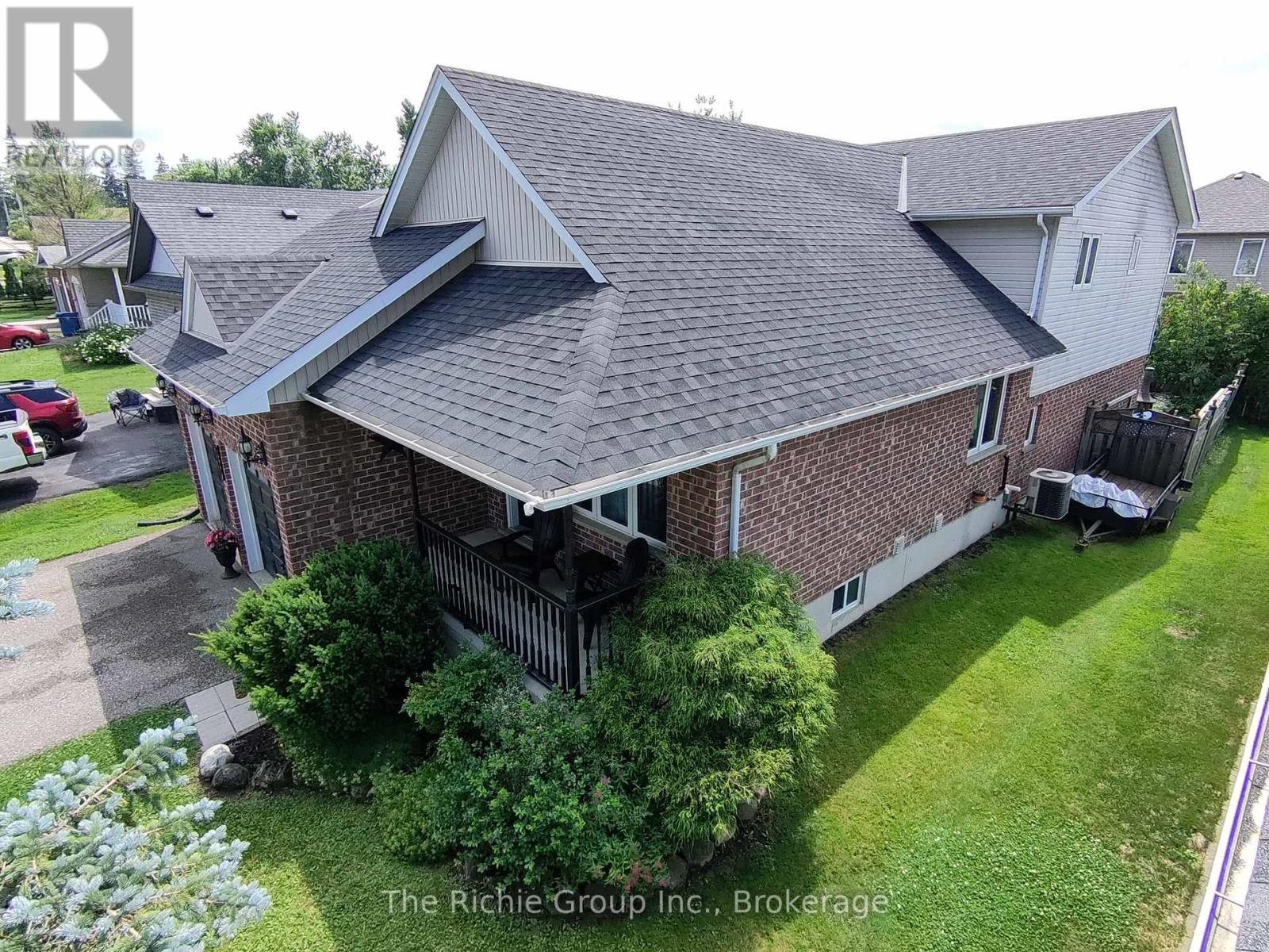 624 CEDAR STREET W, Shelburne — photo 3