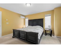 8838 216 Street, Langley, BC V1M3Z5 Photo 32