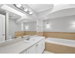 8838 216 Street, Langley, BC V1M3Z5 Photo 34