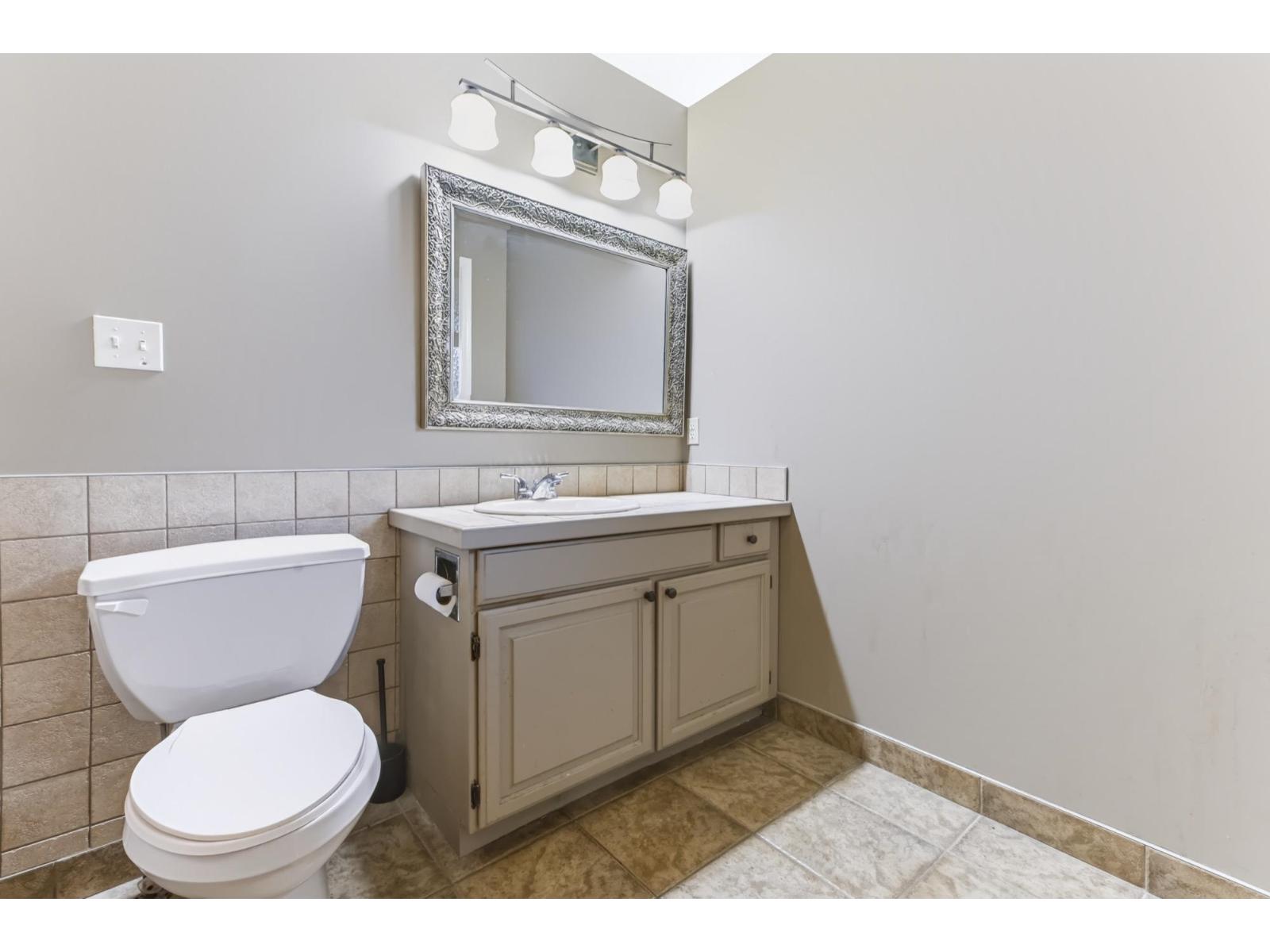 4 15971 MARINE DRIVE, White Rock
