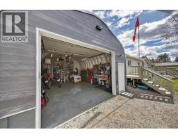 1474 93 95 Highway, Windermere, BC V0B2L1 Photo 26