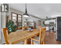 1474 93 95 Highway, Windermere, BC V0B2L1 Photo 13