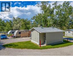 1474 93 95 Highway, Windermere, BC V0B2L1 Photo 44
