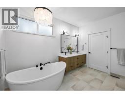 6261 Highwood Dr, Duncan, BC V9L5W9 Photo 50