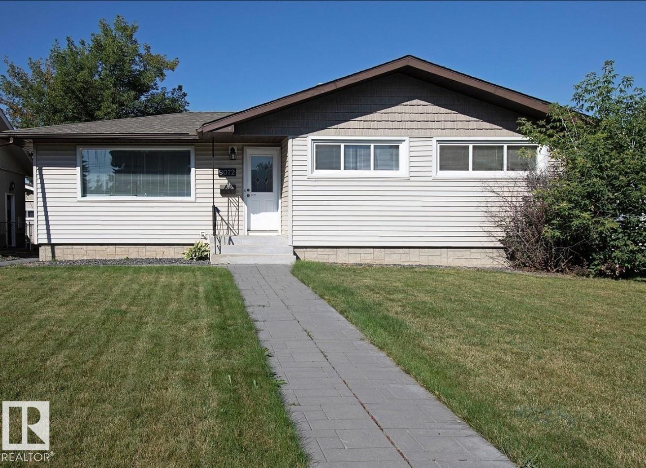 9072 52 ST NW, Edmonton, Alberta, T6B1G2