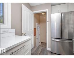 Bedroom 4 - 9072 52 St Nw, Edmonton, AB T6B1G2 Photo 7