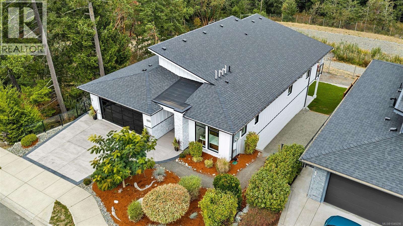 6261 Highwood Dr - Image 83