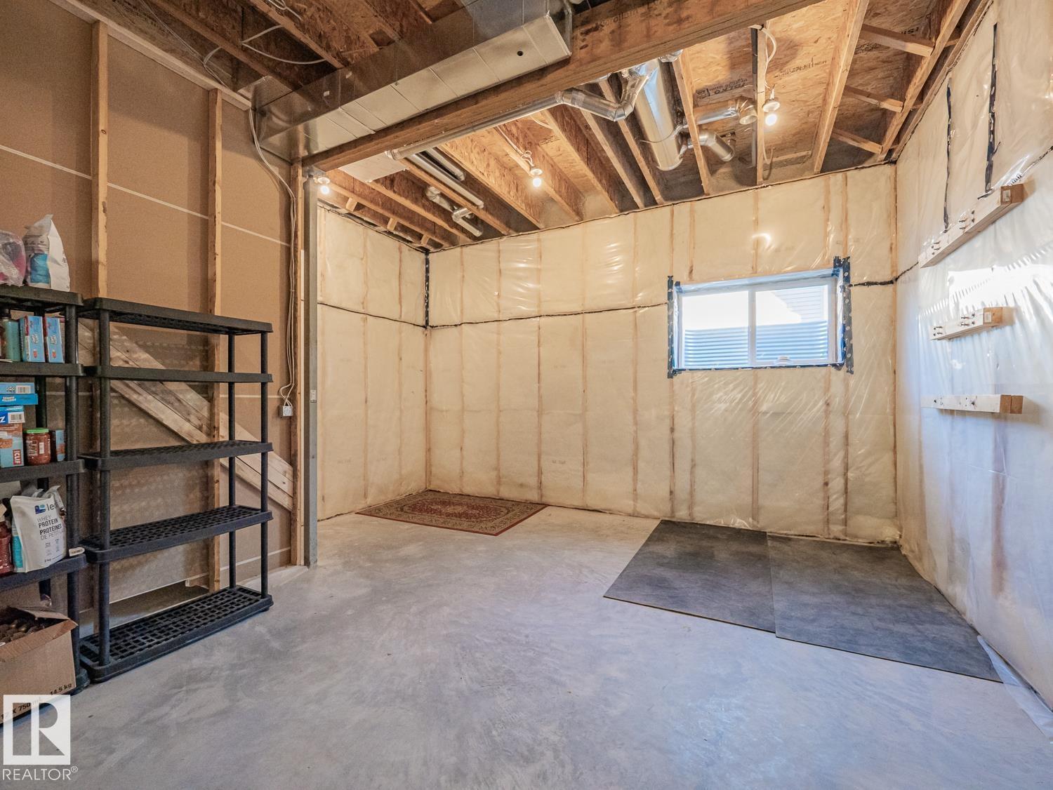9632 224 ST NW - 28