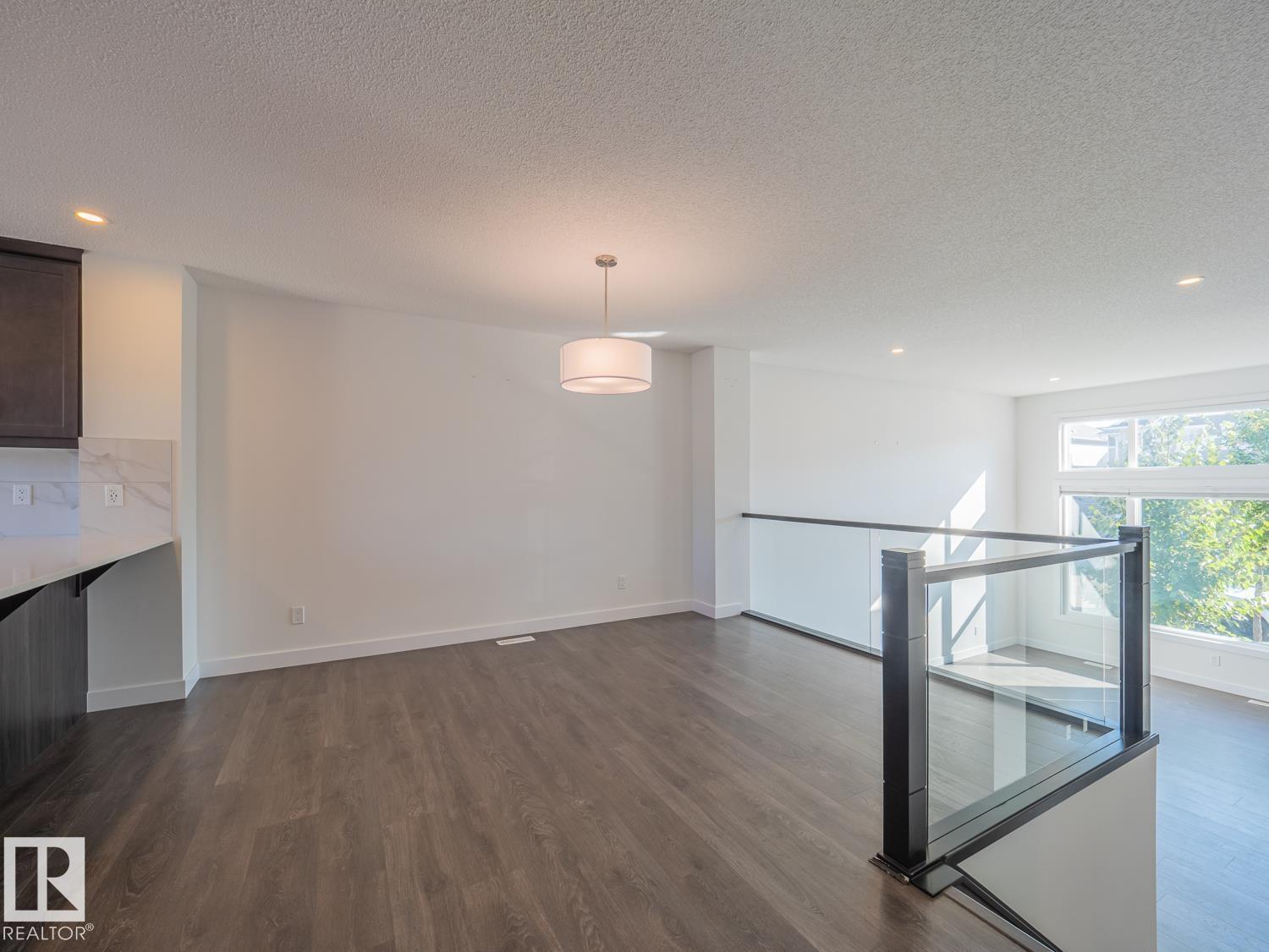 9632 224 ST NW - 10