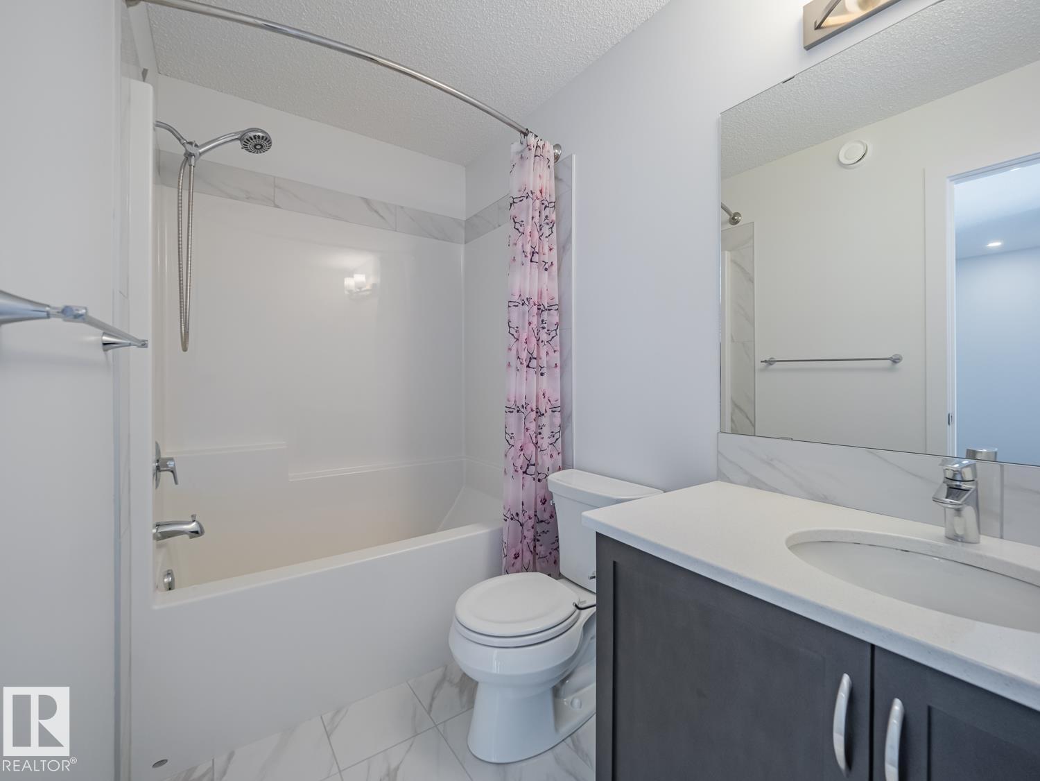 9632 224 ST NW - 24