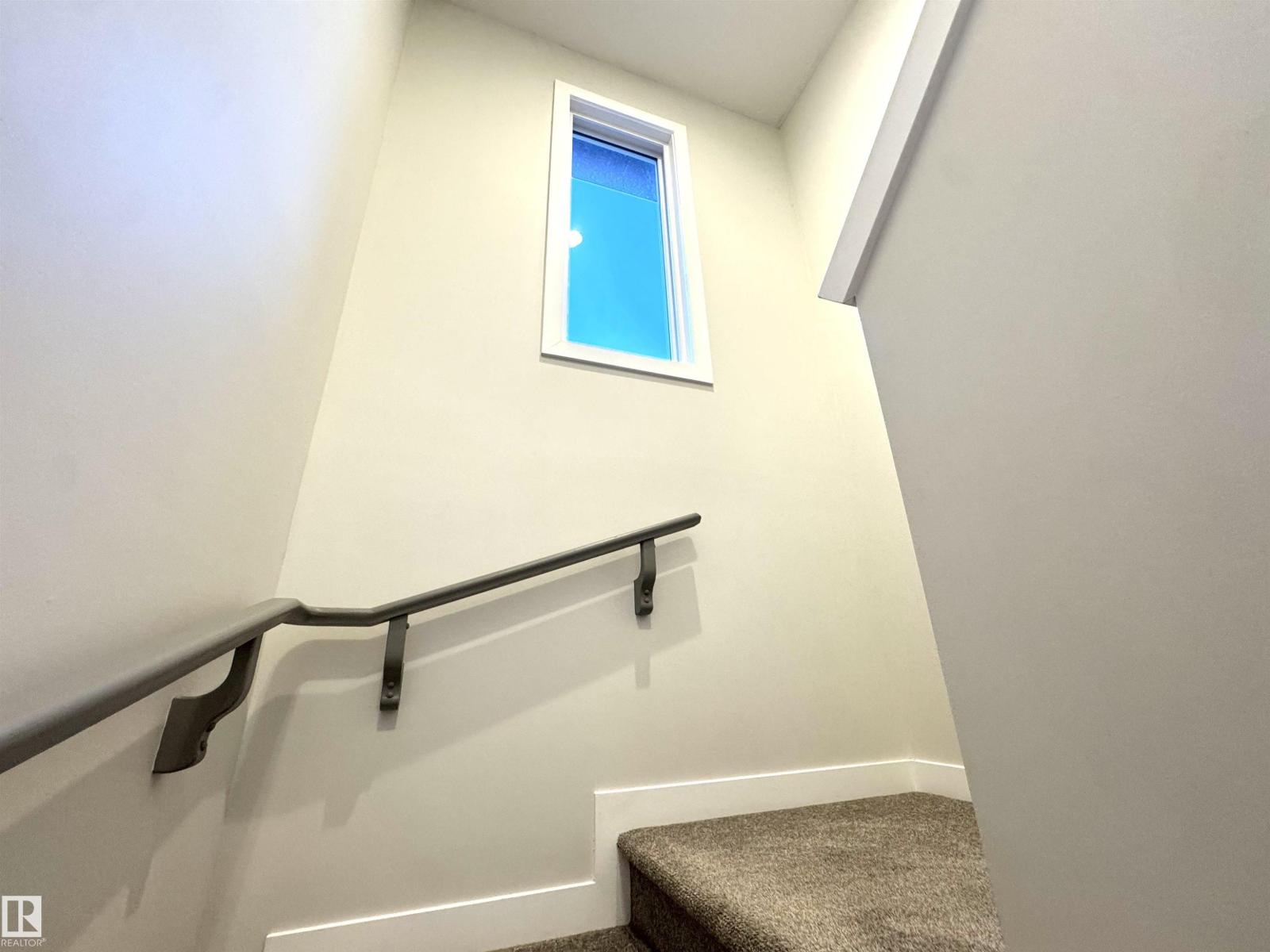 12046 89 ST NW - 17