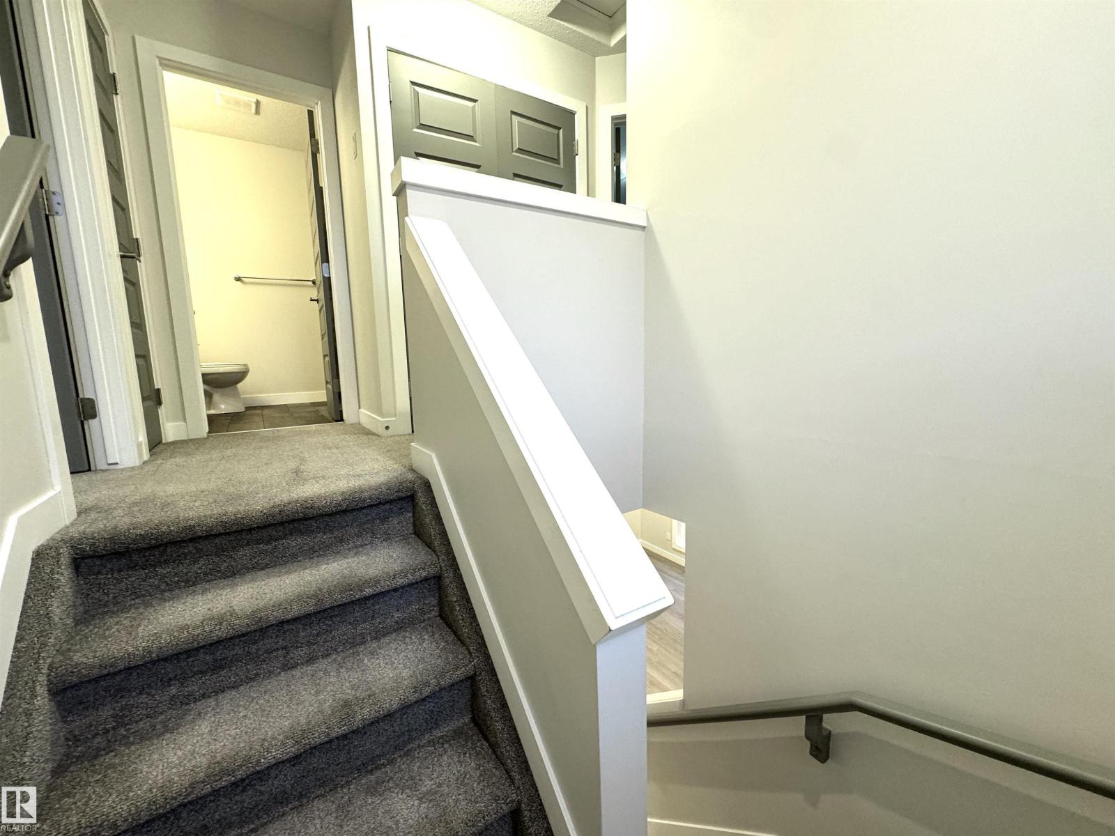 12046 89 ST NW - 18