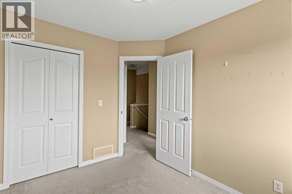 #904 703 Luxstone Square SW - 18