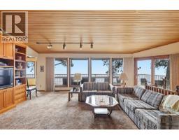 Living room - 4128 Express Point Crescent, Scotch Creek, BC V0E1M5 Photo 15