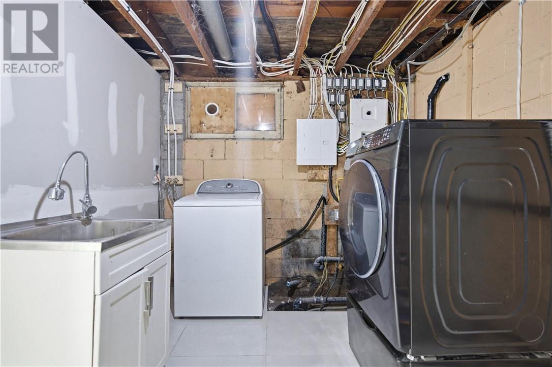 906 Goodview Road - Image 39
