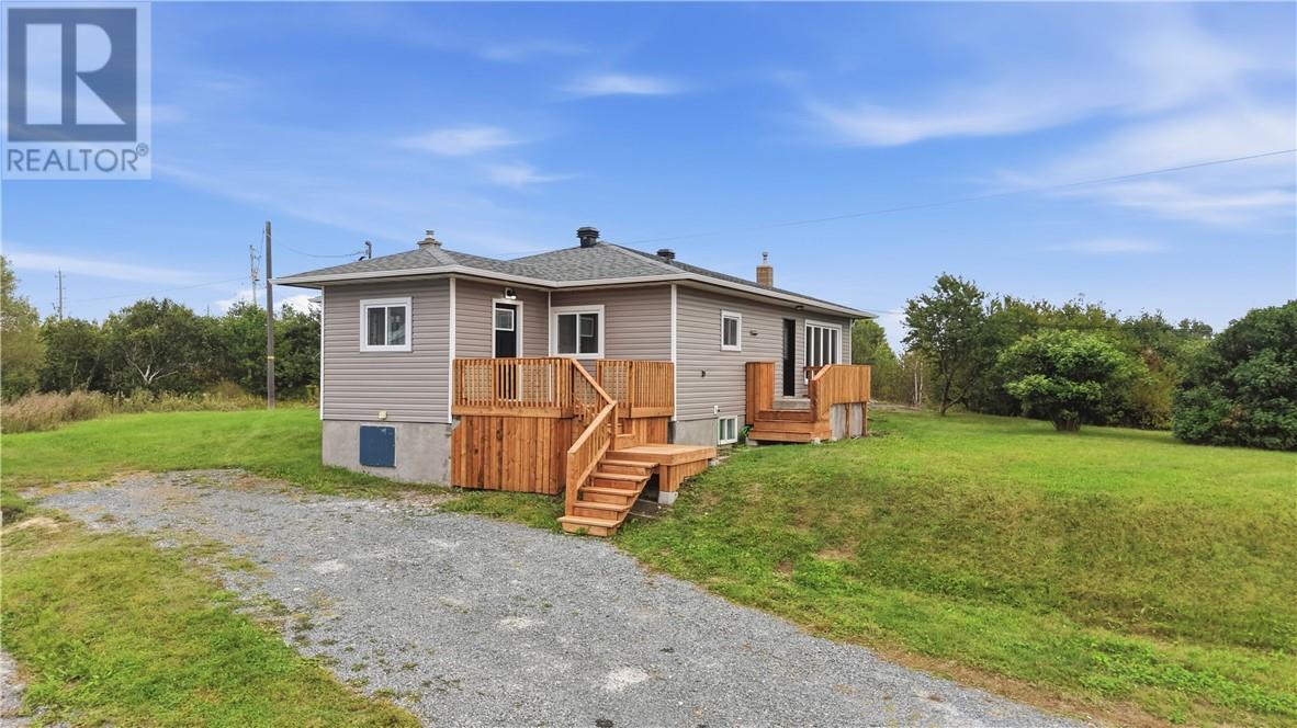 906 Goodview Road - Image 4