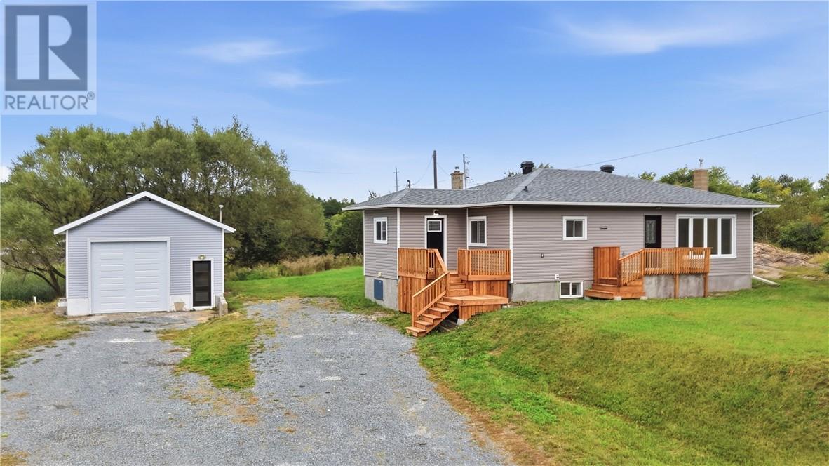 906 Goodview Road - Image 43
