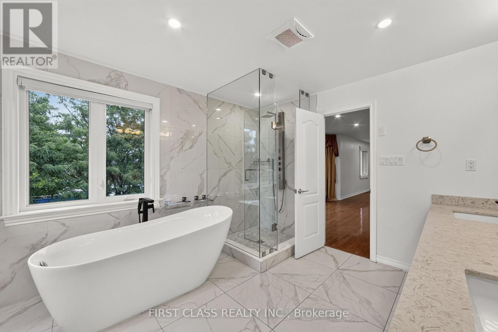 67 BLACK WALNUT CRESCENT - Image 24