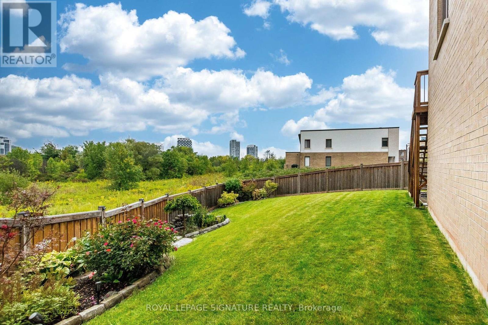 3121 MINTWOOD CIRCLE - 37