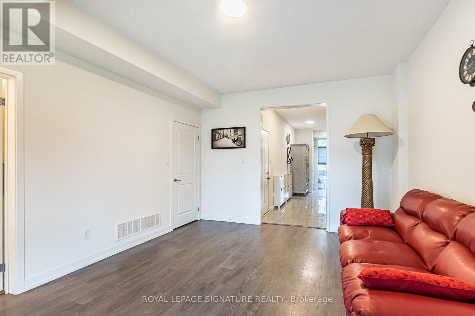 3121 MINTWOOD CIRCLE - 33