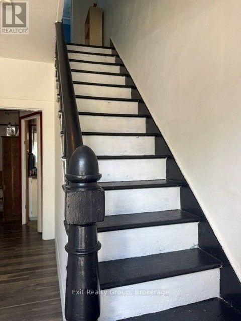 36 BETTES STREET, Belleville (Belleville Ward) — photo 5