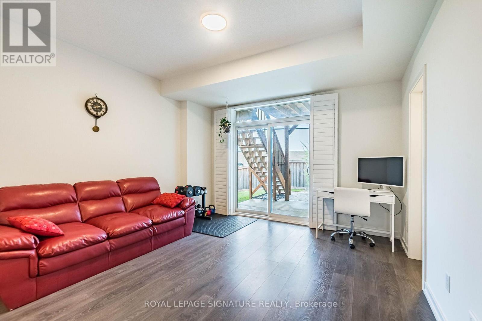 3121 MINTWOOD CIRCLE - 35