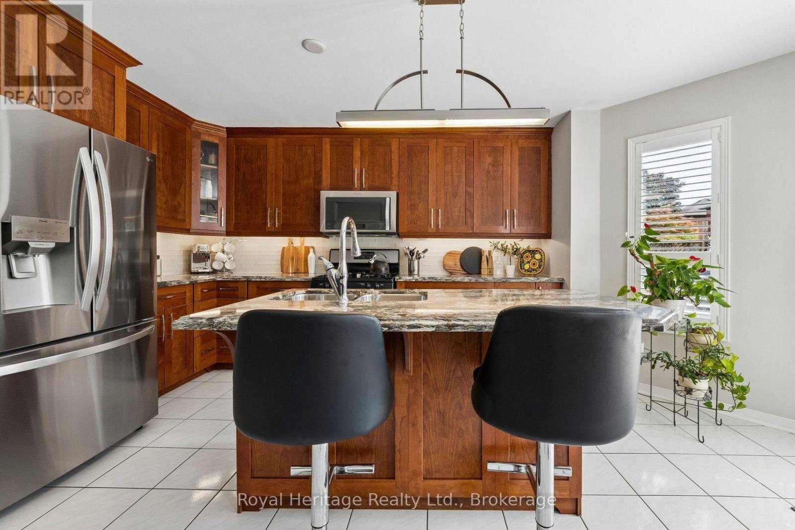 41 WINTERBERRY DRIVE - 12