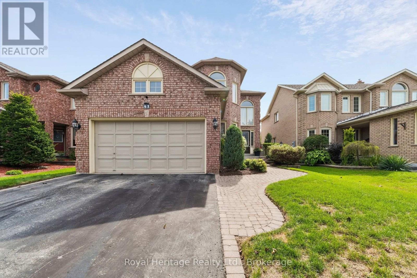 41 WINTERBERRY DRIVE - 2