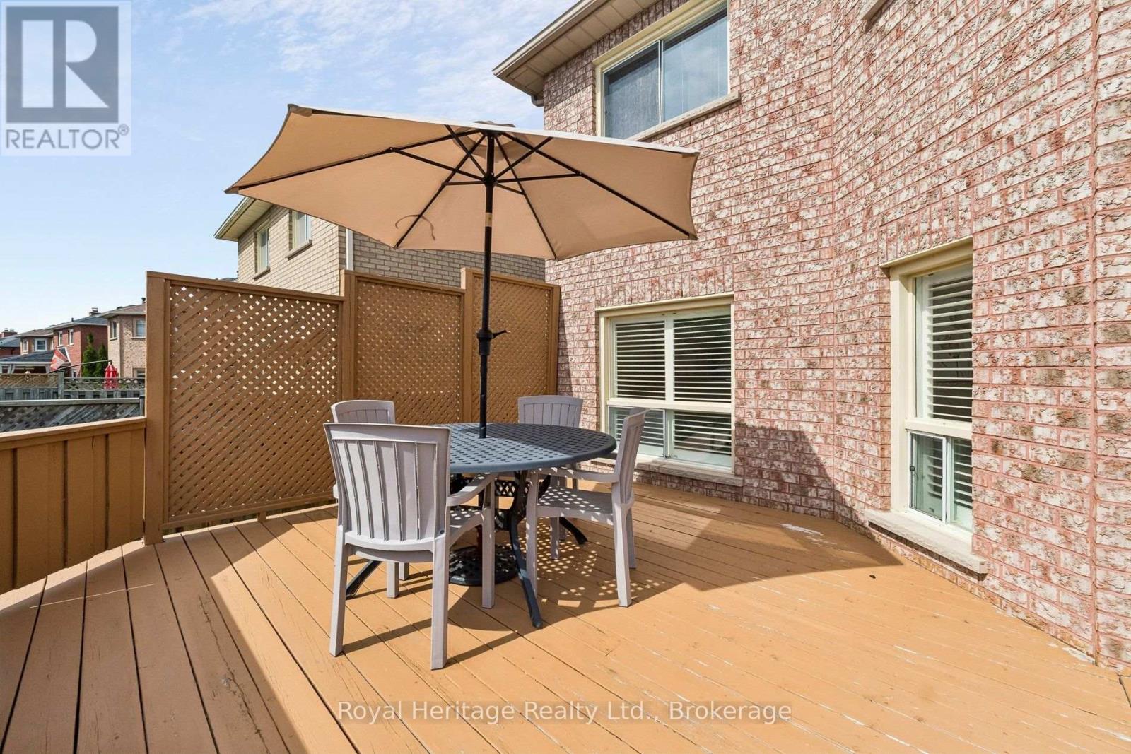 41 WINTERBERRY DRIVE - 36