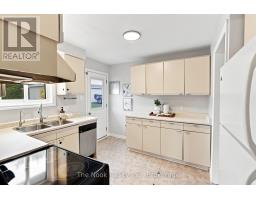 24 Cedar Ridge Drive, Kawartha Lakes, ON L0C1G0 Photo 18