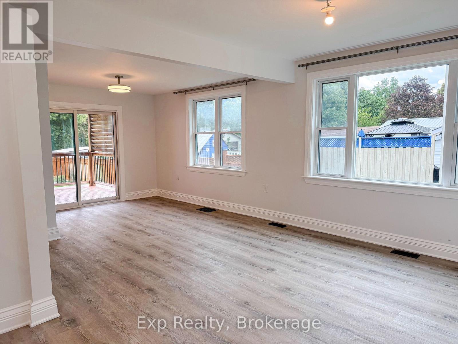 508 ASHLEY STREET, Belleville (Thurlow Ward) — photo 9