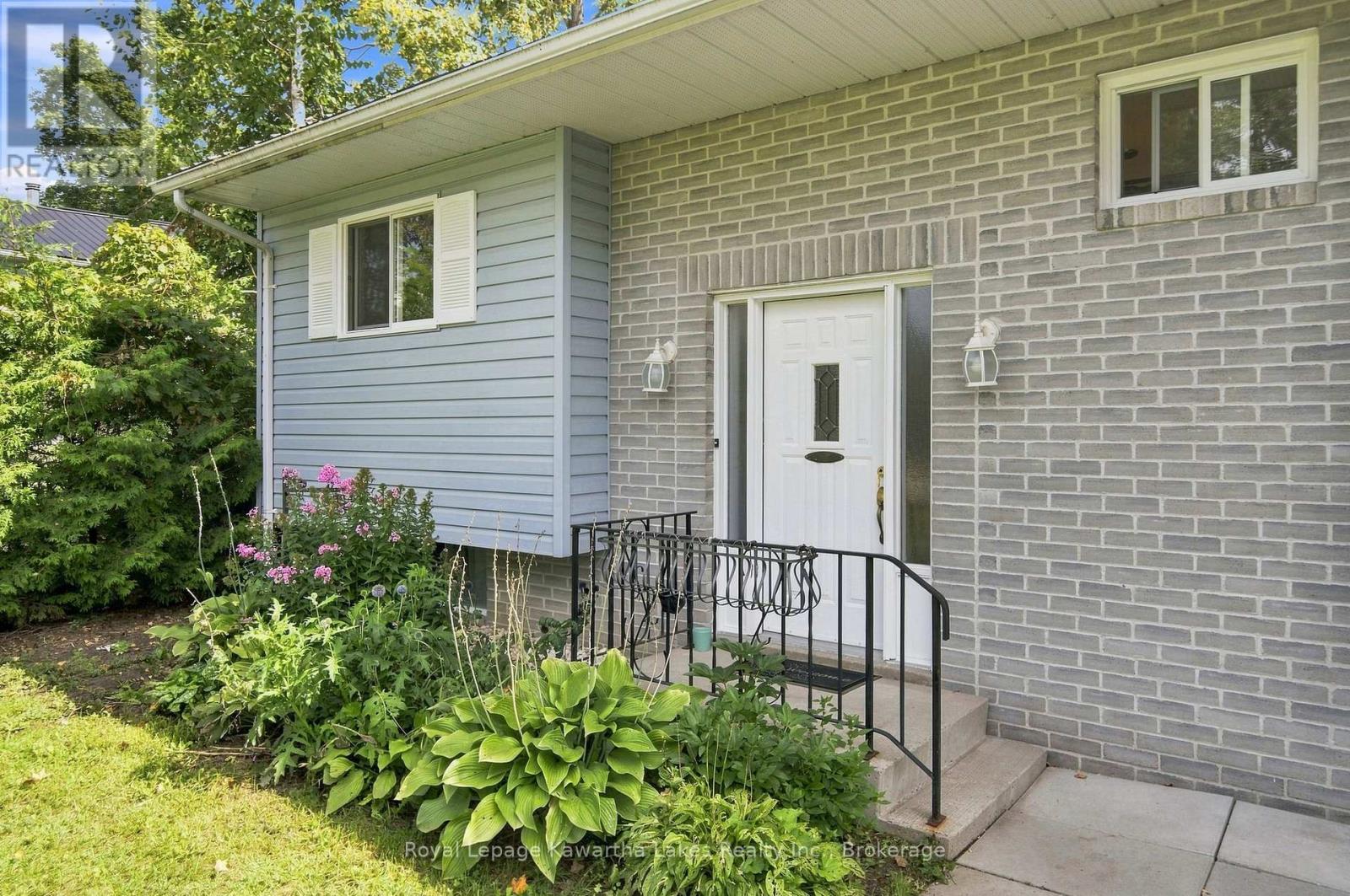 9 RICHMOND STREET W, Kawartha Lakes (Carden) — photo 2