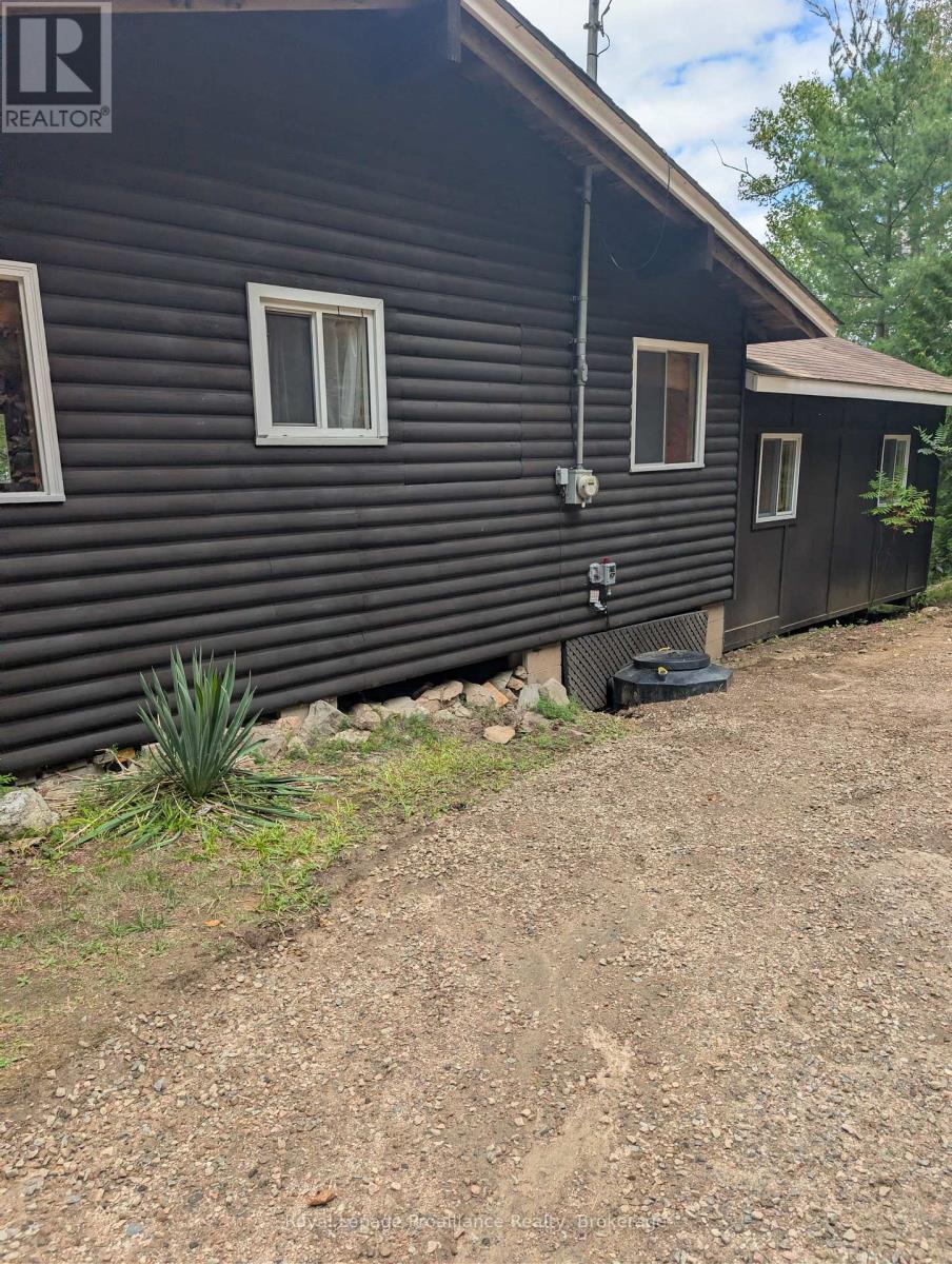 1021 BLUE JAY LANE - Image 26