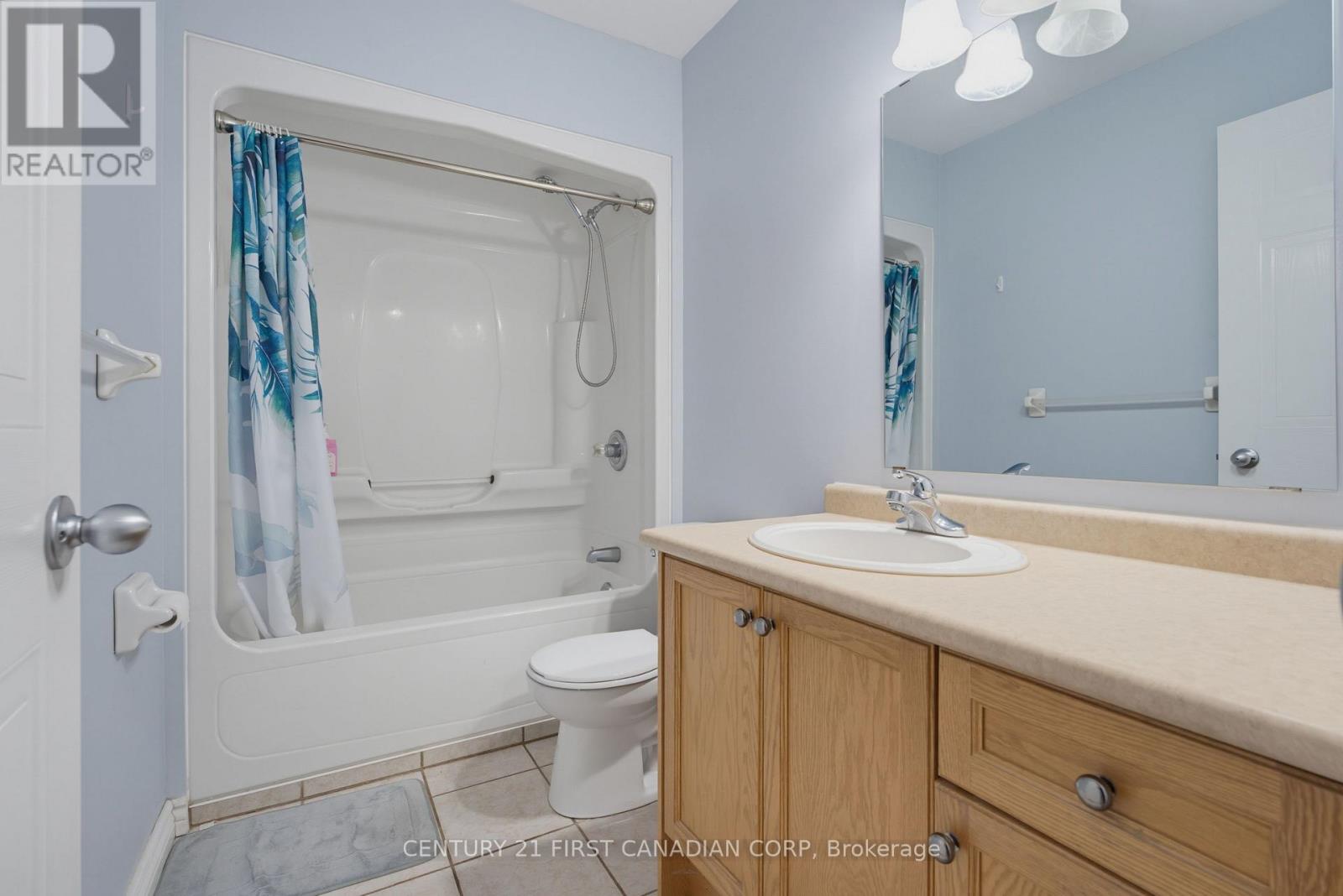 776 SILVERSMITH STREET - 21