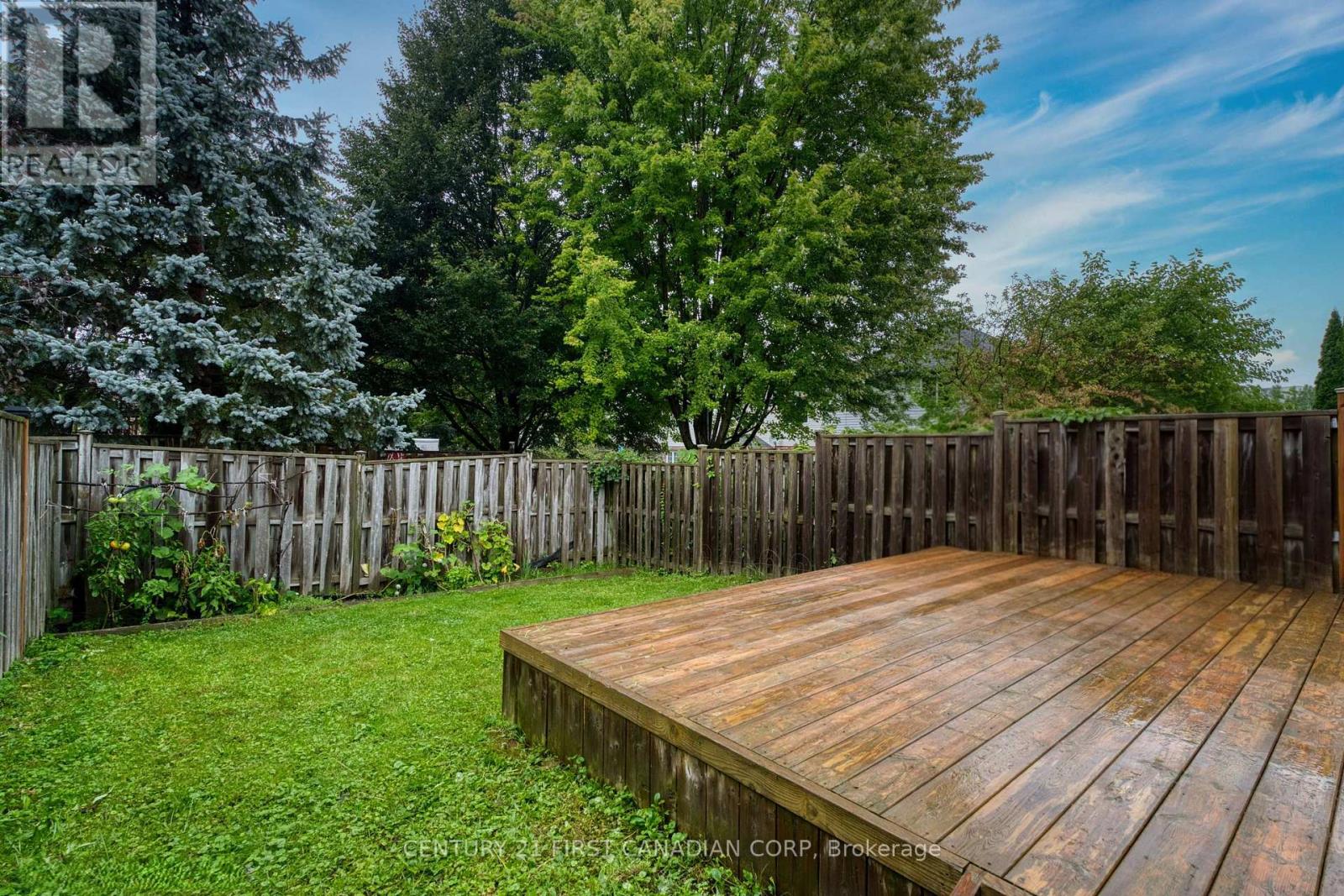 776 SILVERSMITH STREET - 35