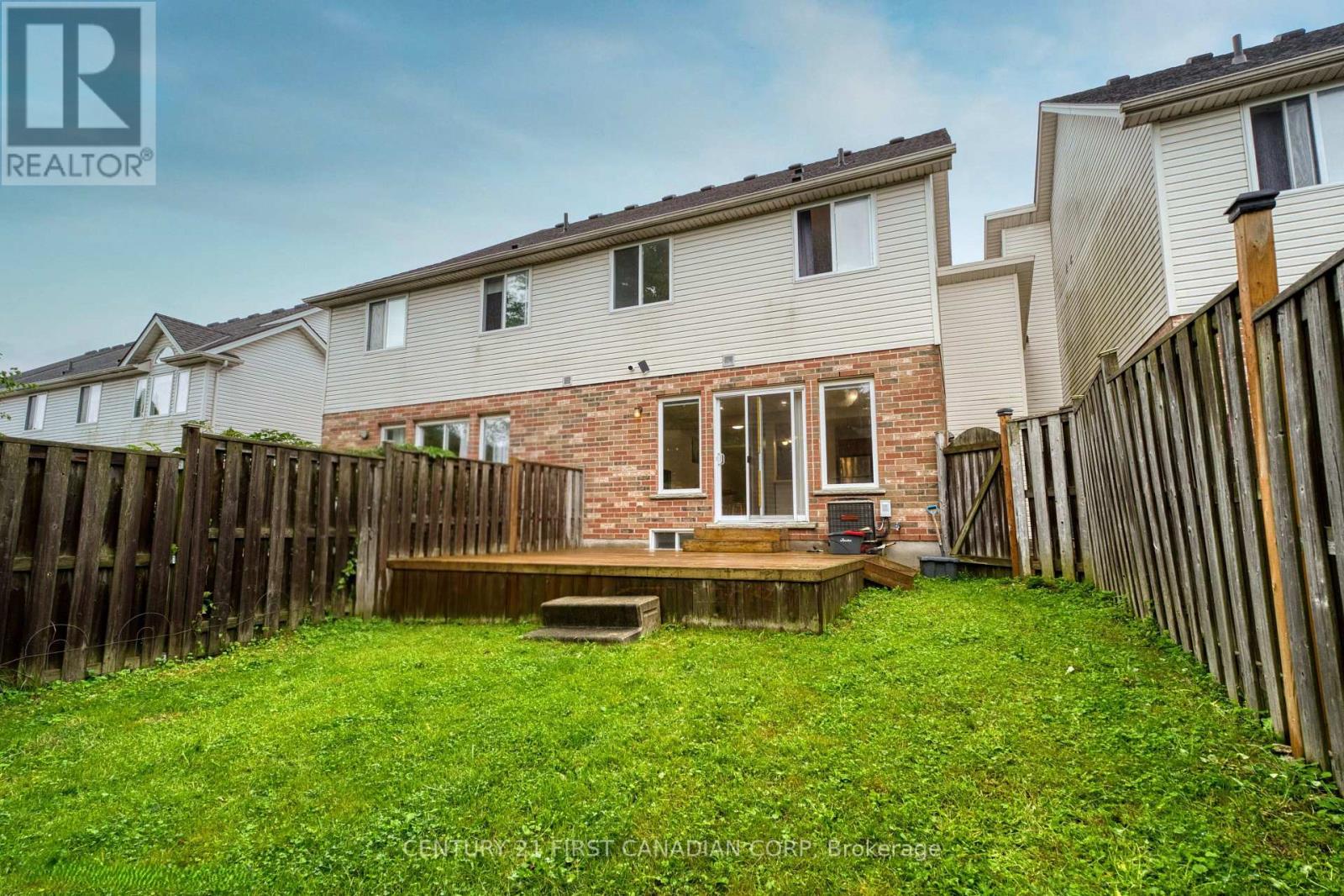 776 SILVERSMITH STREET - 36