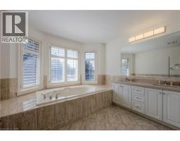 1487 The Links Drive, Oakville, ON L5M2P2 Photo 30