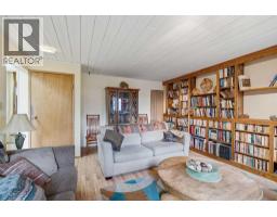 7 Glenport Road E - photo 26