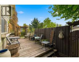 7 Glenport Road E - photo 30